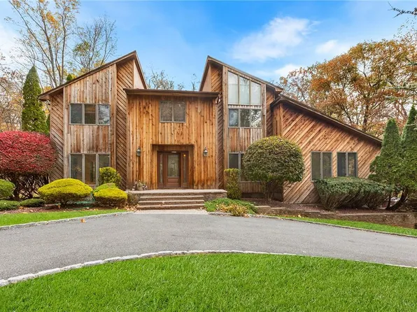 4 Rollingwood, New City, NY 10956