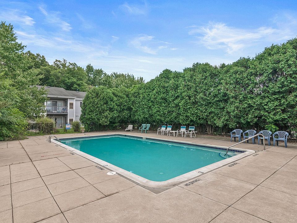 Parchment Point Townhomes Parchment, MI 450 Haymac Dr Parchment MI