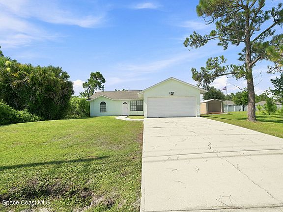 2nd image of 2425 Cogan Dr SE