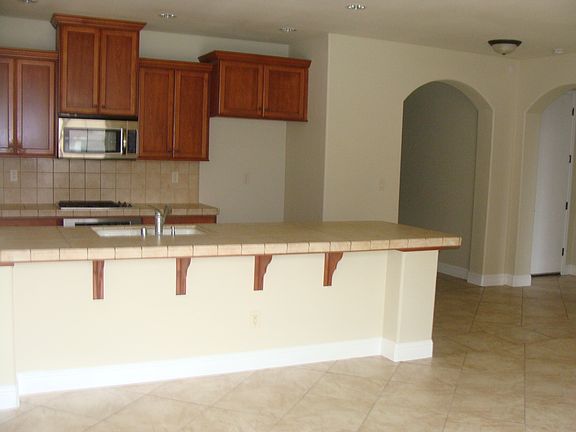 5th image of 5909 E Burns Ave