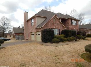 101 Saint Charles Ct, Hot Springs, AR 71901