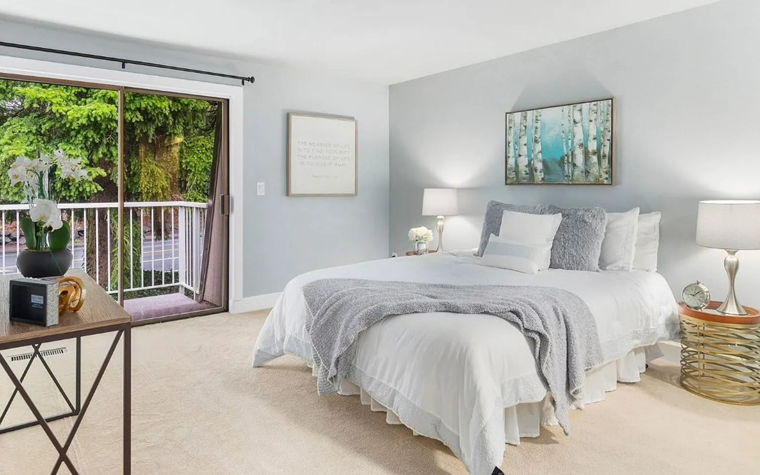2bd/1.75ba Kirkland Condo — Photo 2