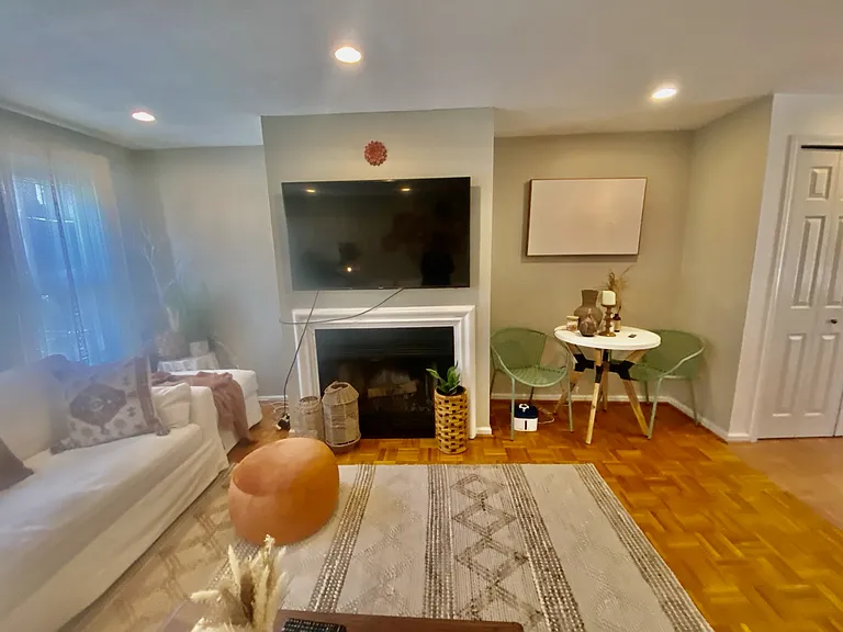 761 S Mole St — Photo 13