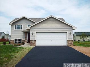 2204 Hope Ave, Lester Prairie, MN 55354