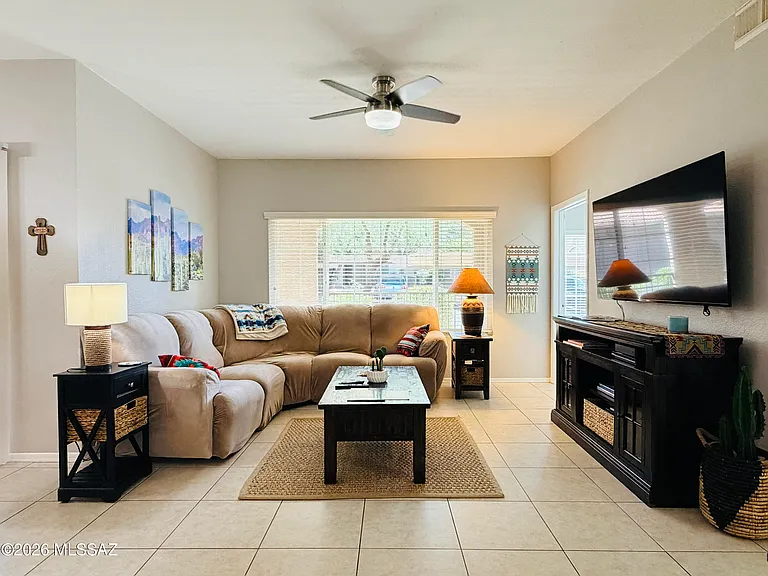 1500 E Pusch Wilderness Dr #11104 — Photo 5