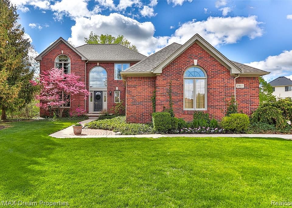 1st image of 2907 Doncaster Dr