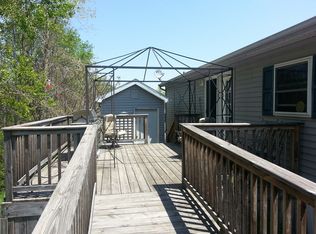 1205 Maple Leaf Ct, Charlotte, MI 48813