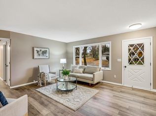 5553 Ozark Ave N, Stillwater, MN 55082
