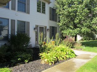 50703 Chestnut Ridge Dr, Granger, IN 46530