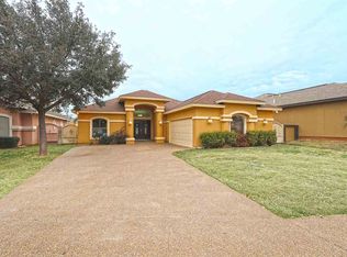 2060 Quito Loop, Laredo, TX 78045