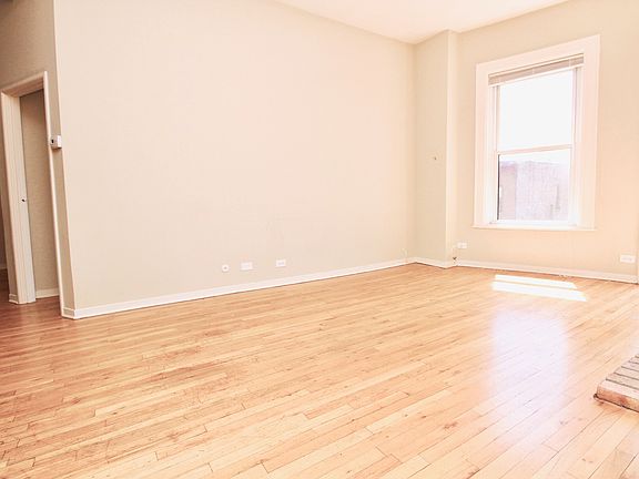 5th image of 418 W Belden Ave APT 3E