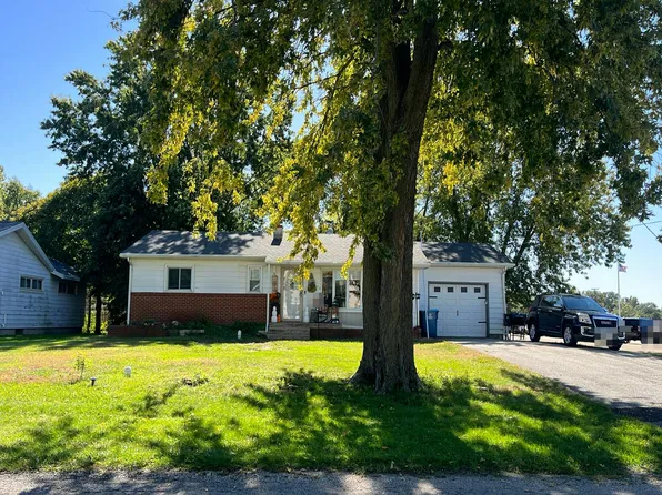 103 E Hawley St, Amboy, IL 61310