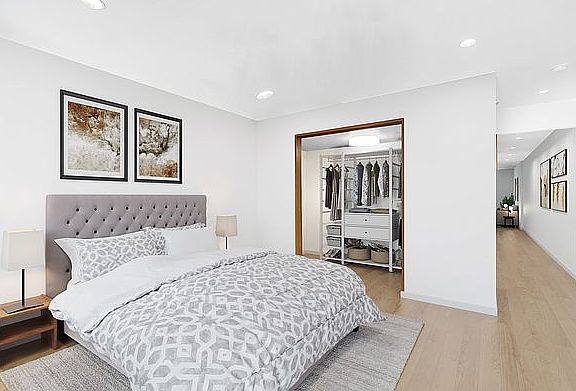 4th image of 360 W 122nd St APT 2