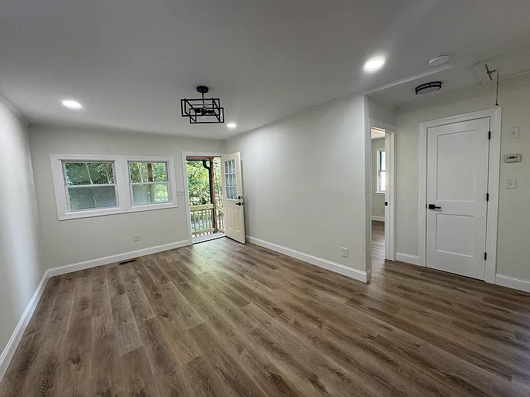 1802 Academy St — Photo 2
