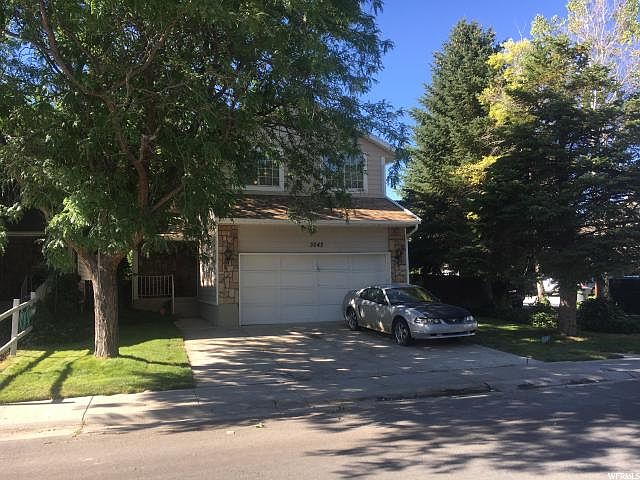 1st image of 3042 W Green Acre Dr