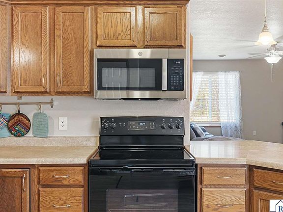 3rd image of 120 Palmer Path