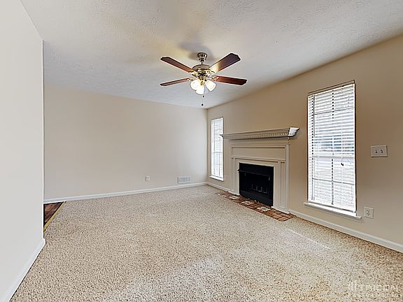 2nd image of 2605 Holly Berry Trl
