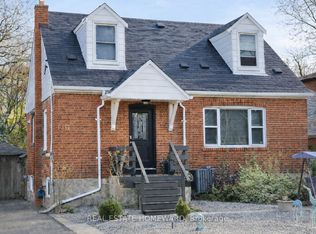 237 Ferris Rd, Toronto, ON M4B 1H2