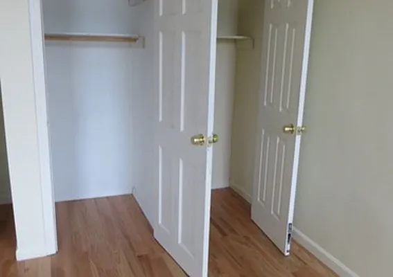 Rented by David W Realty Inc | media 6