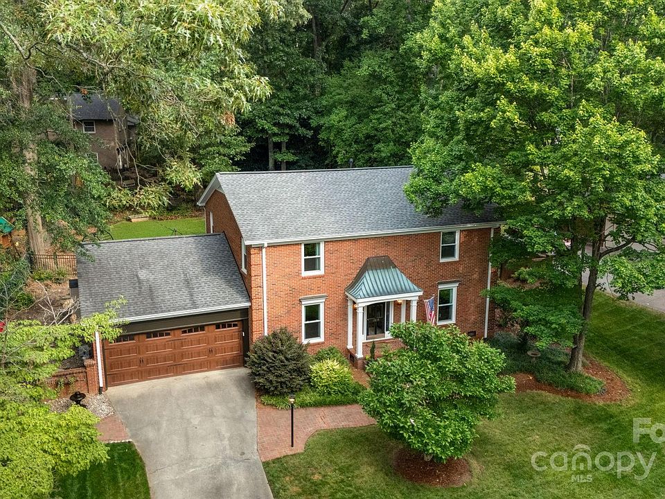 1st image of 1818 Overbrook Dr