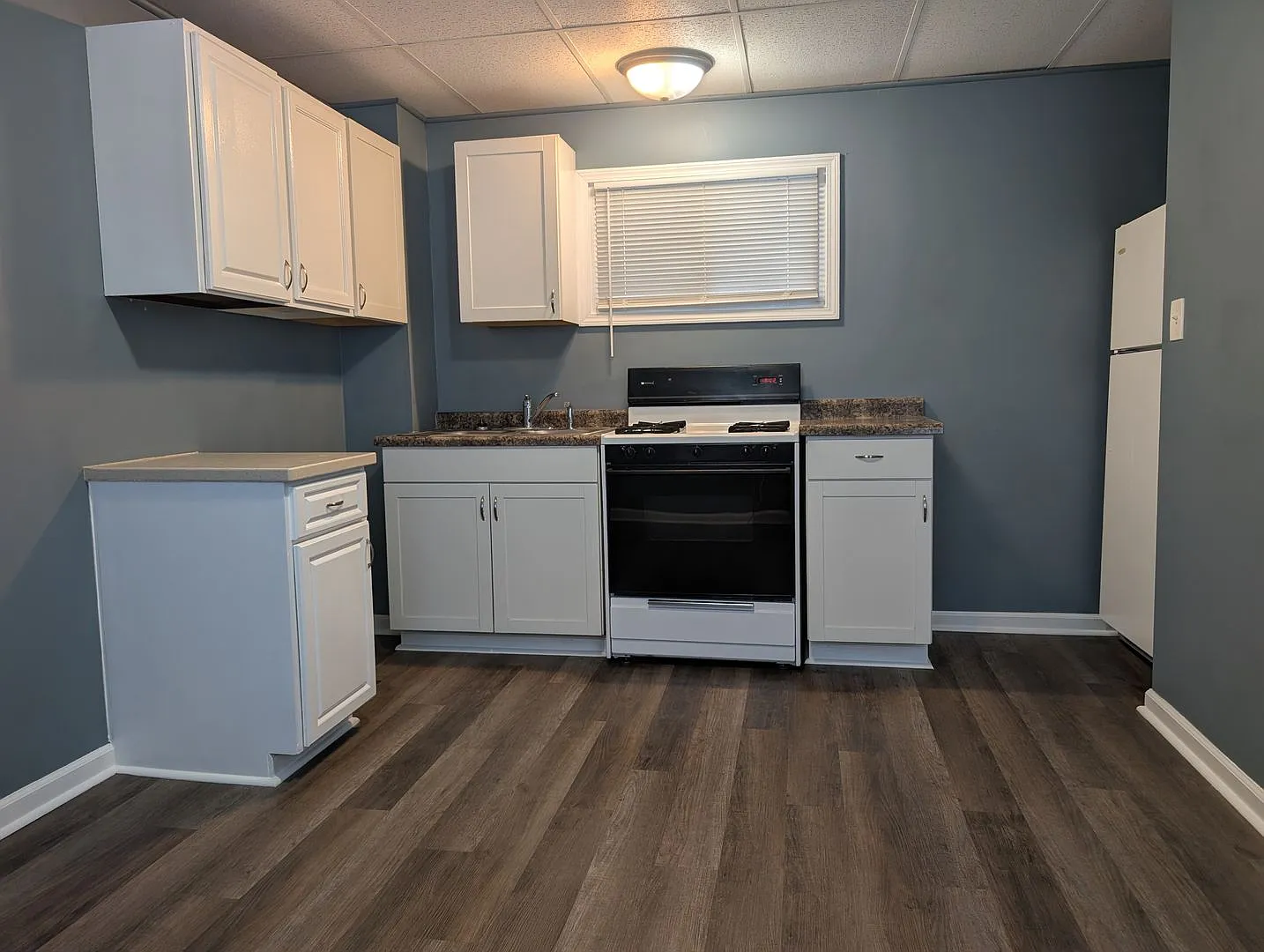 5118 Globe Ave — Photo 1