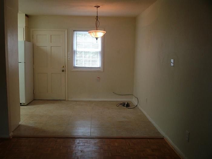 2nd image of 2432 Bragg Blvd