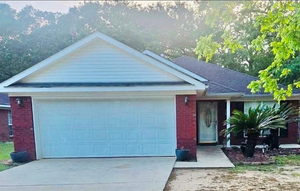 1st image of 1765 Donham Dr