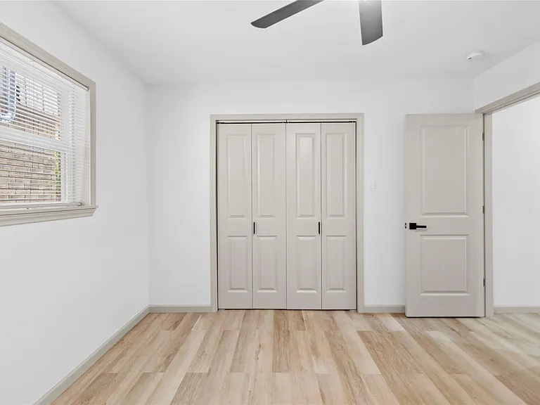 1503 Avenue P #R1 — Photo 11