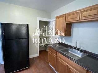 515 S Clinton St #10769922, East Orange, NJ 07018
