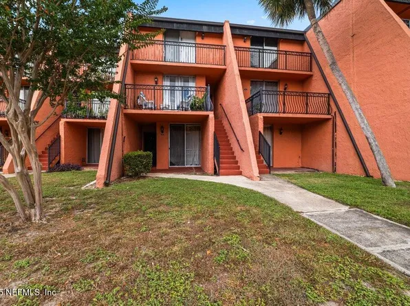 3401 TOWNSEND Boulevard #303, Jacksonville, FL 32277