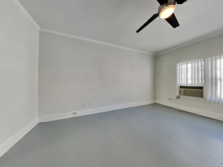 6434 Yucca Street — Photo 13