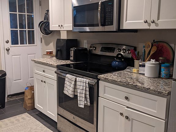3rd image of 768 E 6th St #B