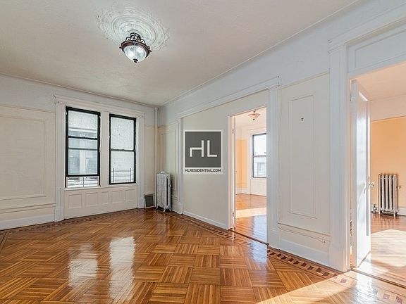 2nd image of 470 Eastern Pkwy APT 4D