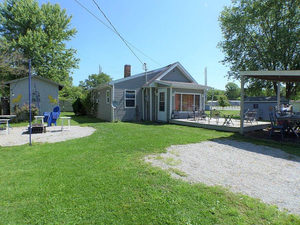 954 Charles St, Logan, OH 43138 Zillow