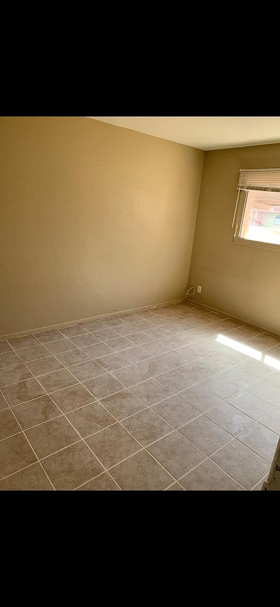 Building Photo - 1141 W Dragoon Cir
