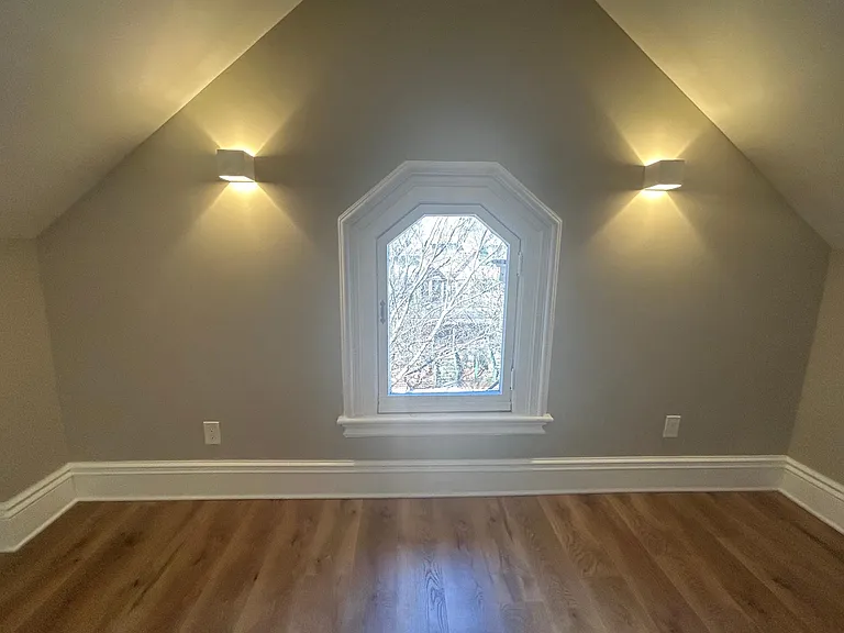 3805 Franklin Blvd #301 — Photo 20