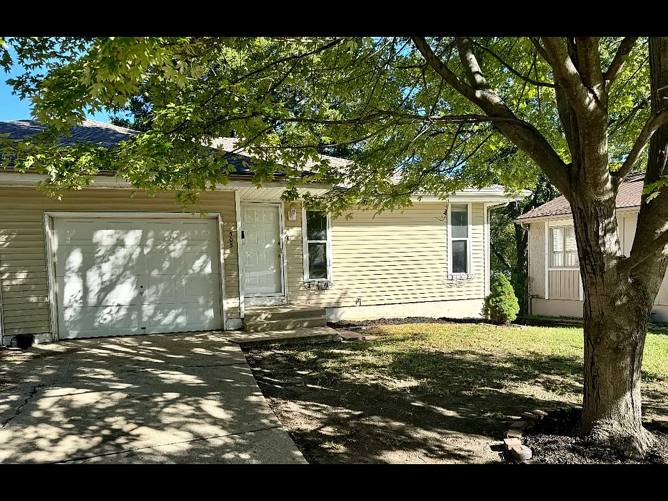 505 NE Grand Ave