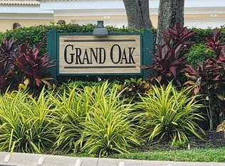 6326 Grand Oak Cir APT 106, Bradenton, FL 34203