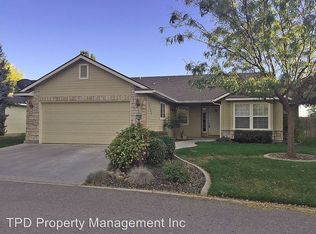 5636 N Parchment Ave, Boise, ID 83713