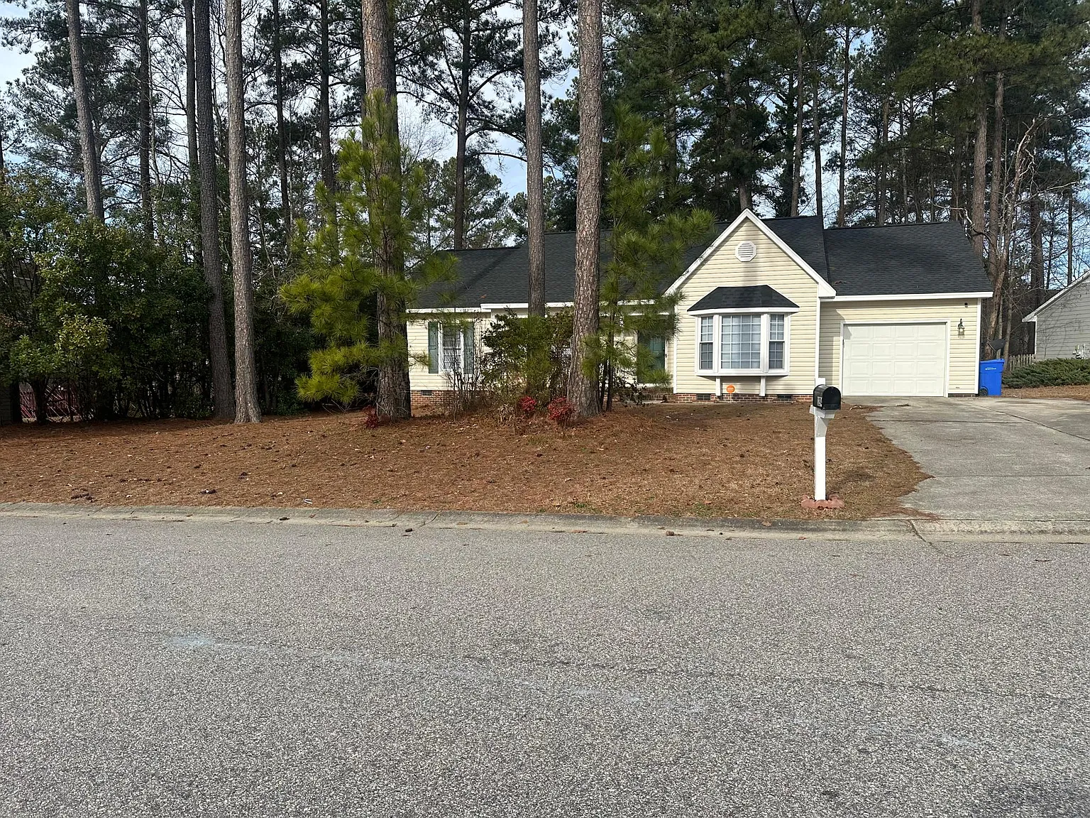 3 bed, 1443 sqft, $1,850 — Photo 1