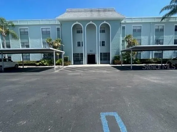 1706 Belleair Forest Dr APT 222, Belleair, FL 33756