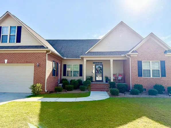 1612 Linden Ln, Lumberton, NC 28358