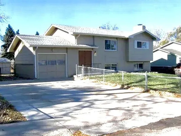 112 Cielo Vista St, Colorado Springs, CO 80911