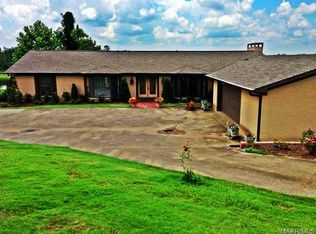 349 Stewart Lake Rd, Wetumpka, AL 36092