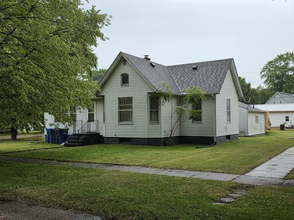 102 N Central Ave, Ladd, IL 61329