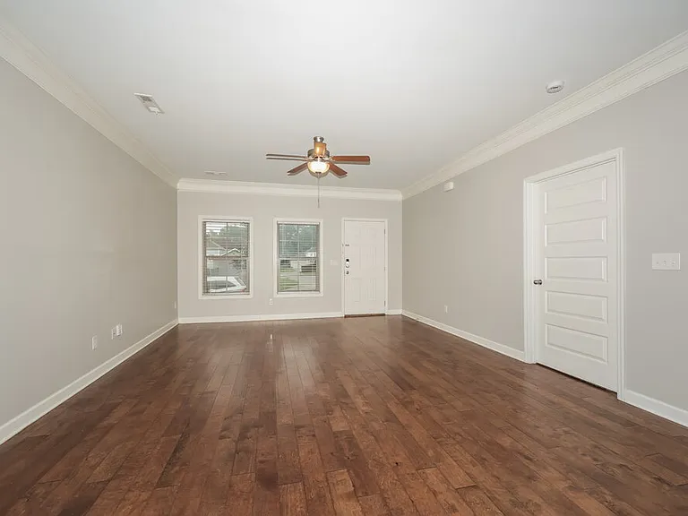 2237 Dale View Dr — Photo 5