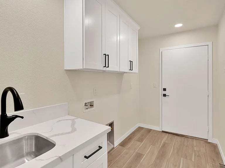 15262 El Centro Rd — Photo 19