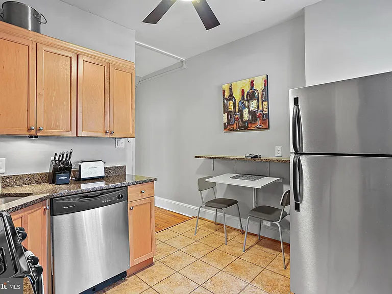 1211 33rd St NW #1 — Photo 16