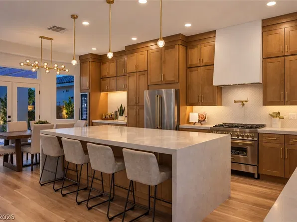 65 Twilight Rose St, Las Vegas, NV 89138