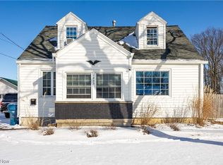 1203 State St, Vermilion, OH 44089